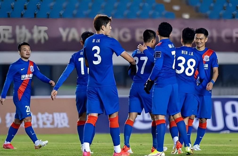 乐鱼体育官方入口-申花本土锋霸新黑马仅用一场比赛，就征服斯卢茨基，未来值得期待