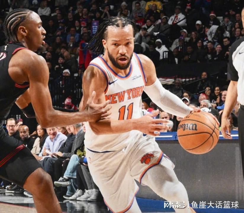 乐鱼体育入口-尼克斯拒逆转！恩比德38+11不满吹罚，布伦森31+6犯错，裁判抢戏